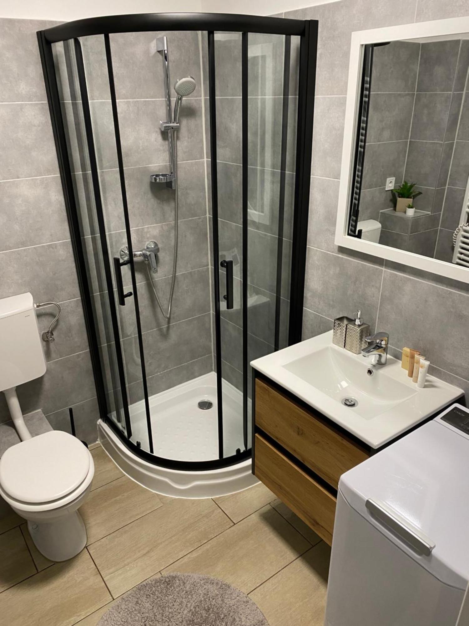 Ikon Apartment ヘーヴィーズ エクステリア 写真